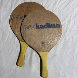 Vtg 2 Kadima Paddles Beach Ball Wood Sport Design Yellow Hand Grip